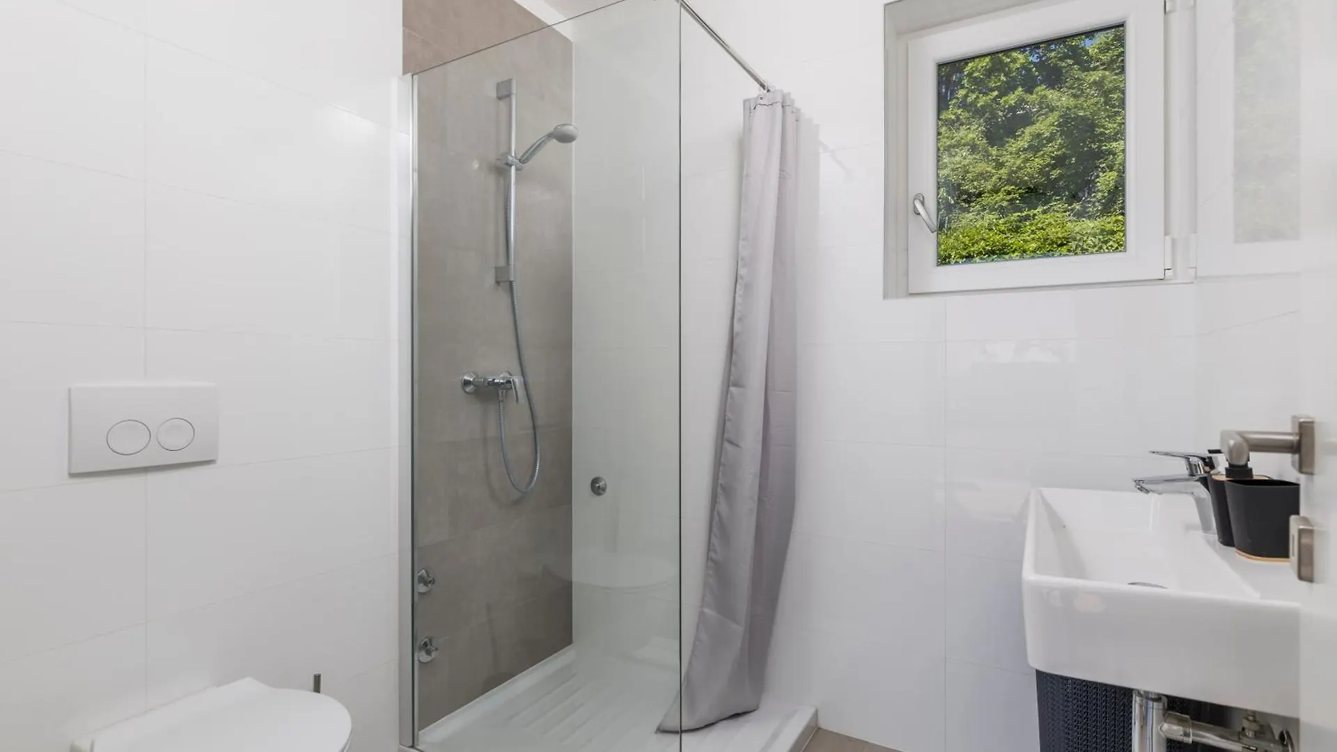 Villa Carla House With Hot Tub And Beautiful Garden Ičići