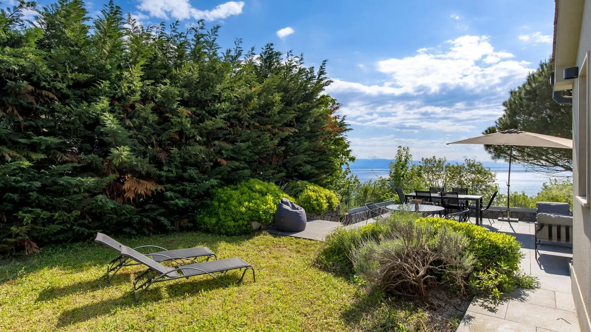 Villa Carla House With Hot Tub And Beautiful Garden Ičići