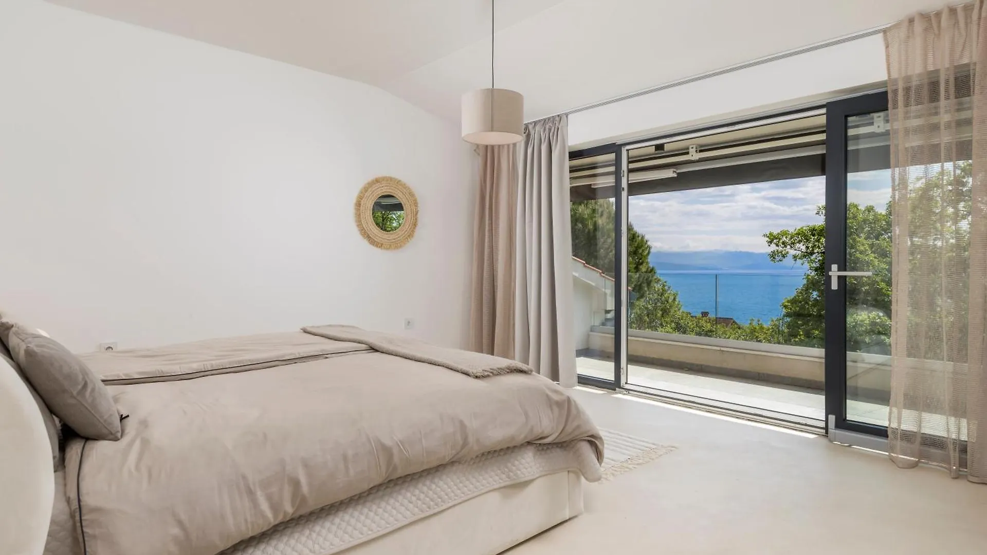 Villa Carla House With Hot Tub And Beautiful Garden Ičići